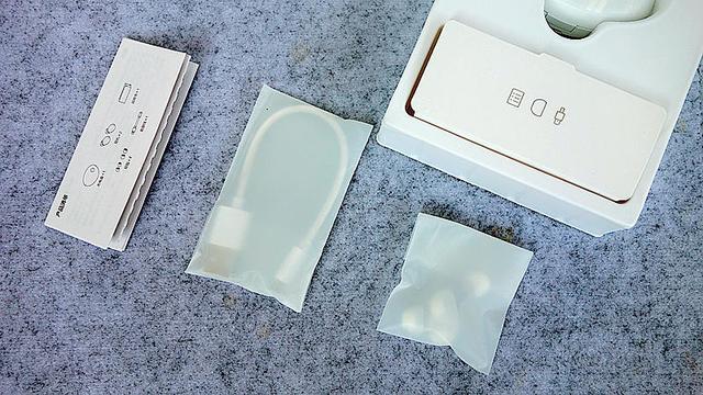 电话留言+AI智能语音+佩戴感知，QCY Air Bean智能蓝牙耳机测评