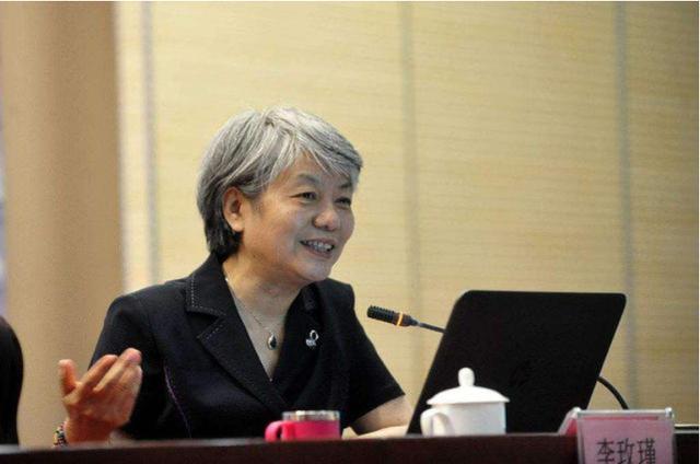 超级宝妈▲李玫瑾：生了男孩家庭，12岁前父母坚持这4个原则，孩子容易成才