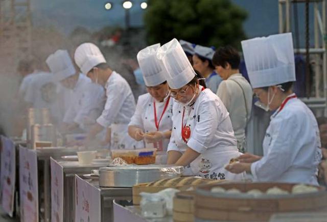 豆腐|建德豆腐包有多火？今年要在全国开出73家店