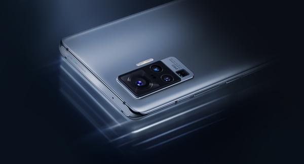 CNMO年终数码好物评选 vivo X50 Pro获影像技术先锋奖