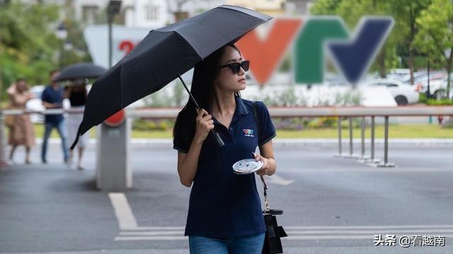 江水寒|越南国家电视台美女主持人的一天怎么过？揭秘不为人知的台前幕后