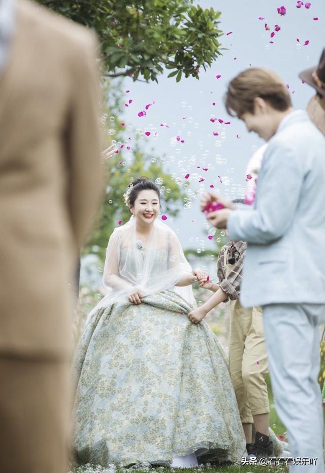 电影工厂|都是婚后再办婚礼，傅首尔的婚礼比吴尊林丽吟的童话婚礼更感人