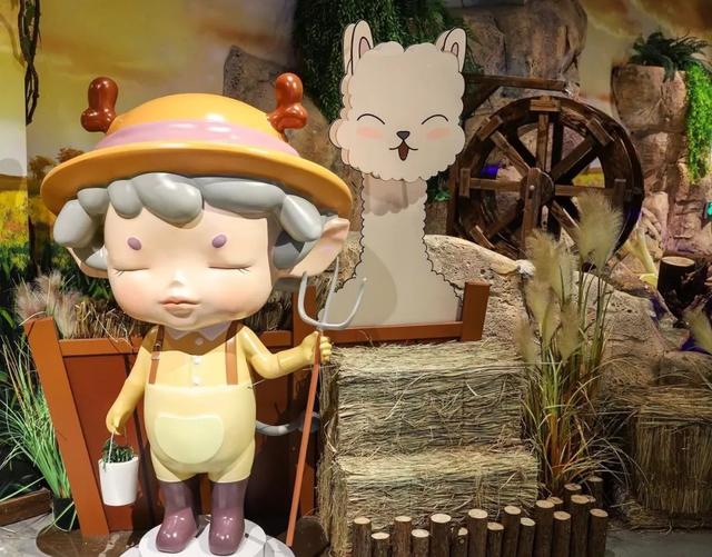 「玩乐足迹」北京首家室内动物园 · 和羊驼浣熊一起玩