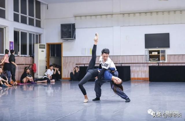 清心醉人|浙歌《生命舞迹》24日上演，练功房排练记，先睹为快