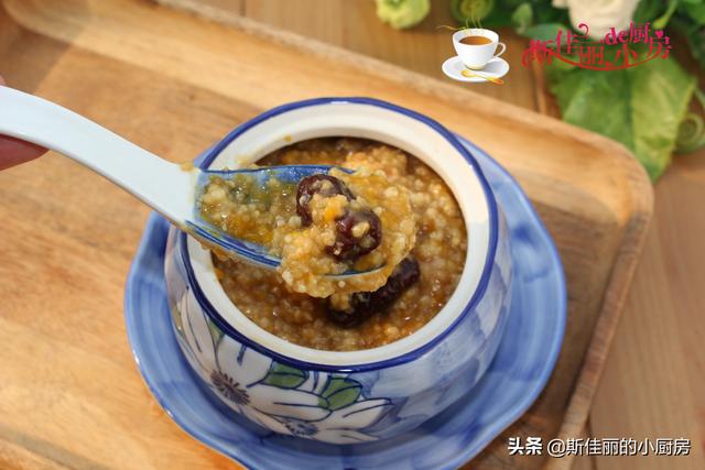天冷，早餐最爱喝这碗热乎乎的粥，健脾养胃又养颜，成本才几块钱