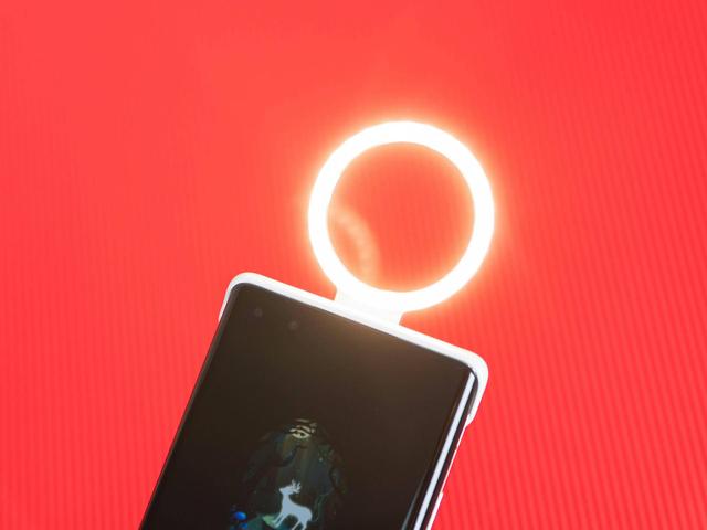 华为Mate40 Pro环闪保护壳，网红少女暗夜自拍神器