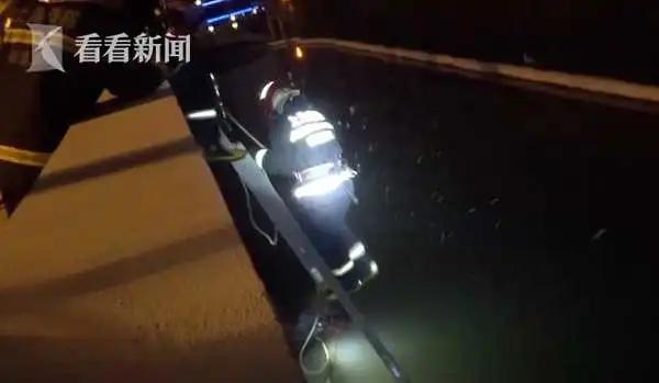 你的育儿经：崩溃！女子辅导儿子学习气得往河里冲?“不要救我，我真的太累了！”