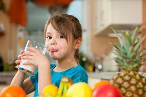 「超级宝妈」孩子缺钙就吃钙片？其实多吃这6款食物补钙效果会更好