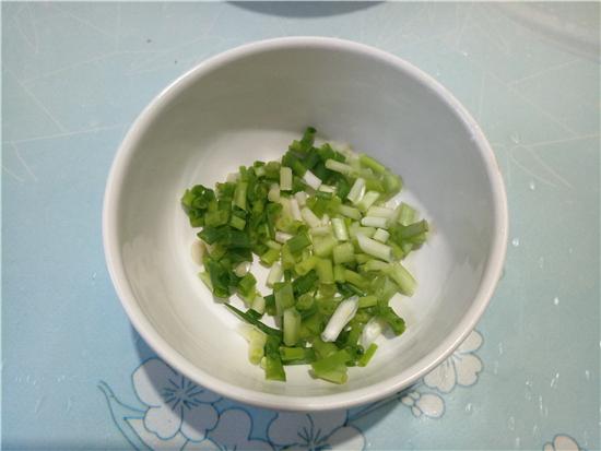 「你的育儿经」春天,孩子长身体,多给孩子熬这汤,营养又补钙,常喝身体好