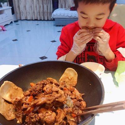 有了这些地锅鸡，实力下酒