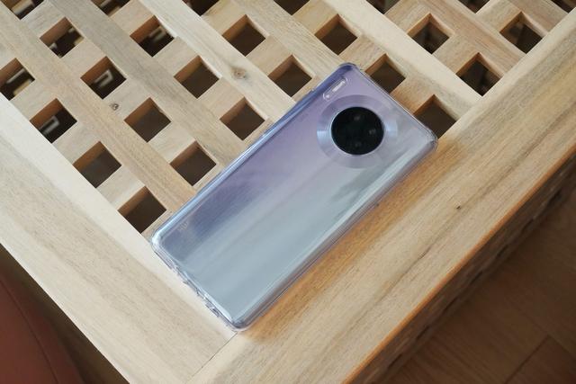 华为mate40发布之际，聊聊mate30半年使用感受和配件