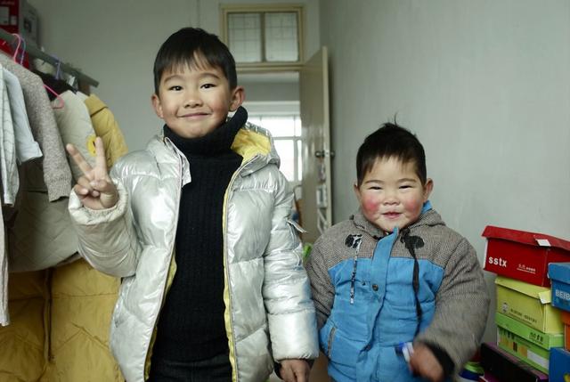 “生活再难，也要全职带娃”，产后妈妈的“被逼无奈”，很戳心