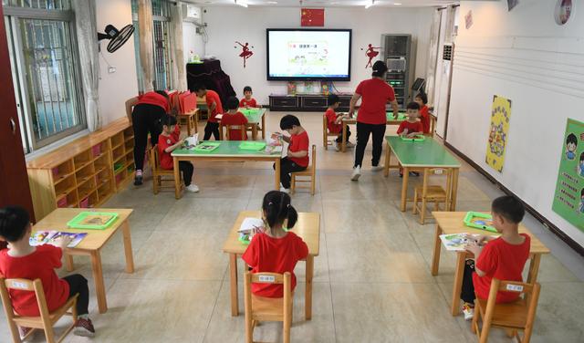 北京日报客户端|入园后一天测温5次!门头沟区幼儿园大班11日复课