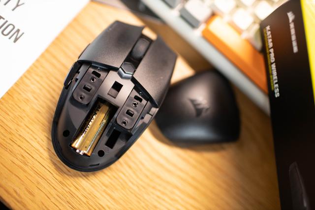 均衡的无线双模游戏鼠标，KATAR PRO WIRELESS