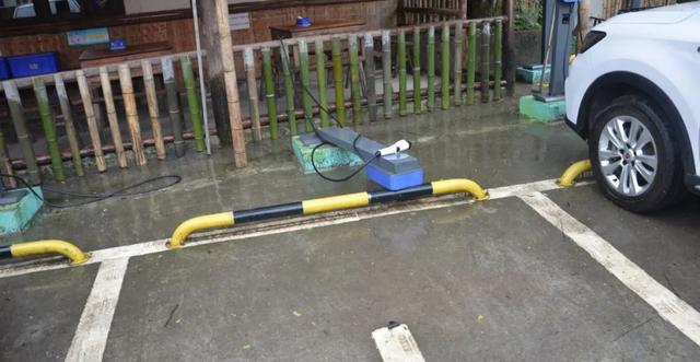 为什么再多的充电桩都觉得不够用？