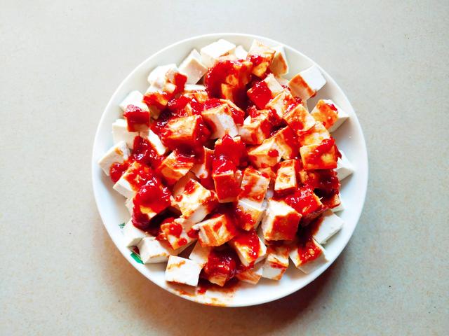 老妈喜欢了三十年的家常菜，成本不到5块钱，一辈子吃不够