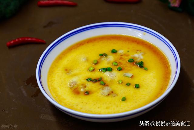 鸡蛋羹怎样蒸才嫩滑？火候是关键，这1步做对了，简单省事无气孔