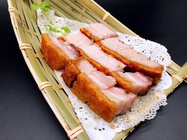 教你营养好吃的脆皮五花肉，香而不腻超美味，痛快淋漓地大吃一通