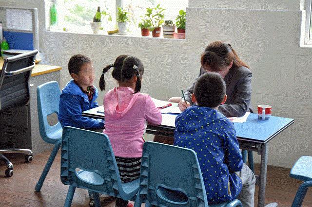 『小树丫』孩子幼升小，如何让他适应新环境？养成这5个习惯，轻松解决问题