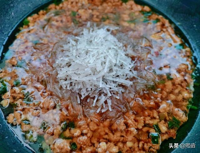 冬至吃饺子我家就爱这馅，1把泡一锅，比白菜馅香，比三鲜馅鲜