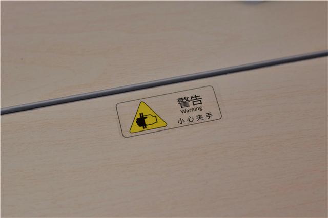 [你的育儿经]爱果乐大收纳儿童学习桌椅怎么样，实际体验来了