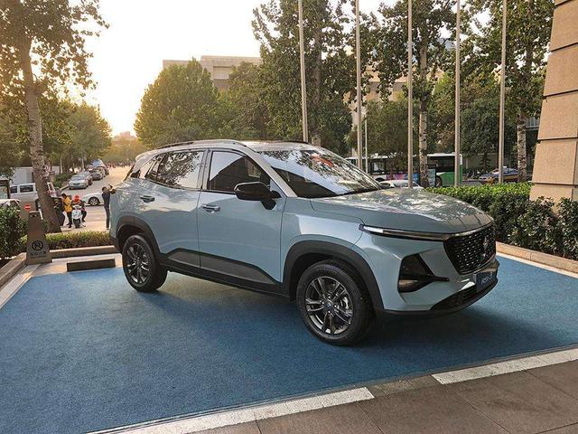 智慧汽车先导者，体验新宝骏RS-3的智慧系统