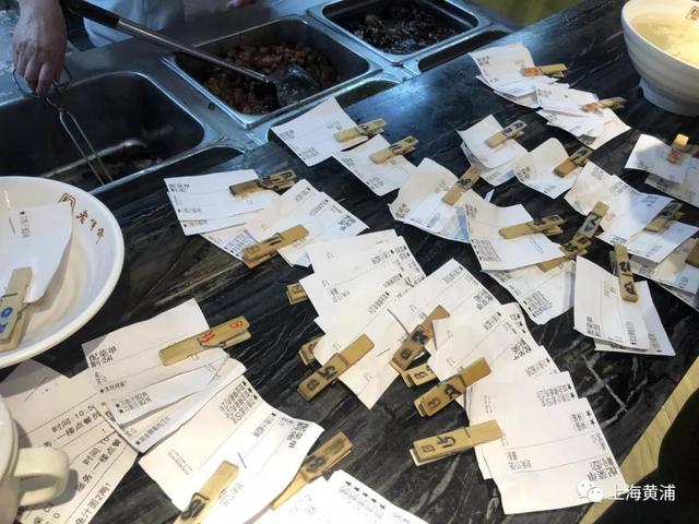 价格|鲜鲜鲜！老半斋刀鱼汁面上市！馄饨芯子也卖爆了