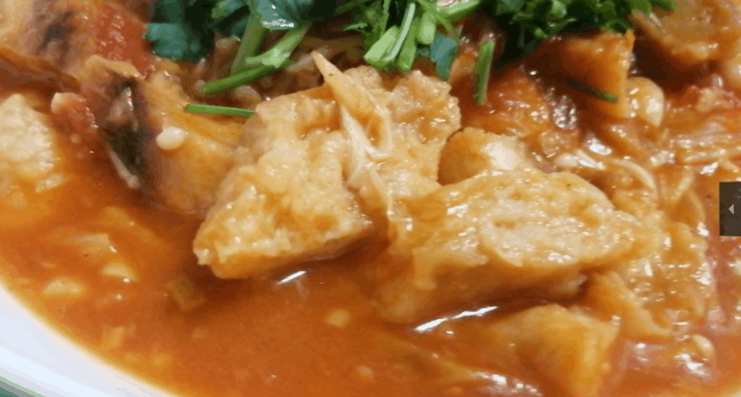 大饼放2天，又干又硬，扔了可惜，用这办法，秒变美味