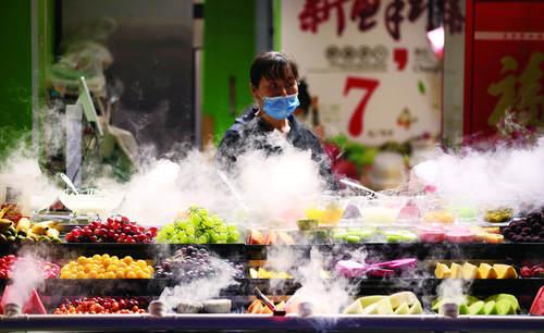 「旅行百事通」长春市桂林胡同美食街 现在平时可达7万~8万 人次/天