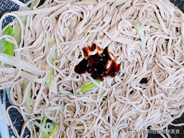 『健康直通车』这两种食物都富含高蛋白，简单烹饪成美味，何必去吃补充品