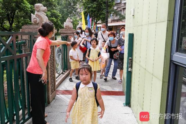 超级宝妈|自愿原则！广州幼儿园返园复课首日，过半“神兽宝宝归笼”