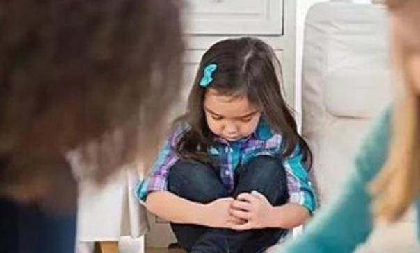 适度自卑，或许让孩子更优秀，别把自卑当作“病”