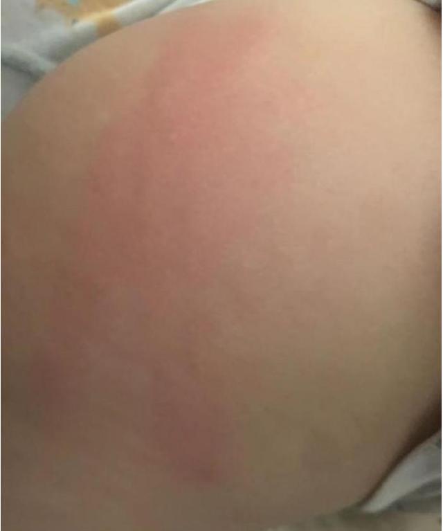 「你的育儿经」熊孩子犯错爸爸拿铁棍打，妈妈的高情商做法，让爸爸自愧不如