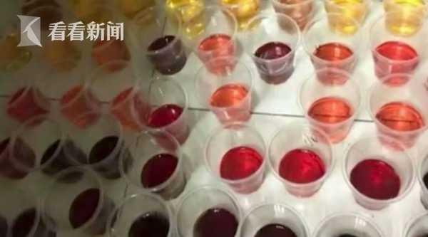 小包|吃了这个常见零食 6岁男童隔天竟排出“酱油尿”