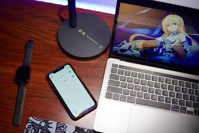 用光照亮书桌，让努力践行梦想，几光智能护眼台灯体验评测