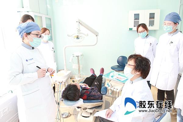 临床|加强住培师资建设 北大口腔刘宏伟教授莅临烟台市口腔医院指导