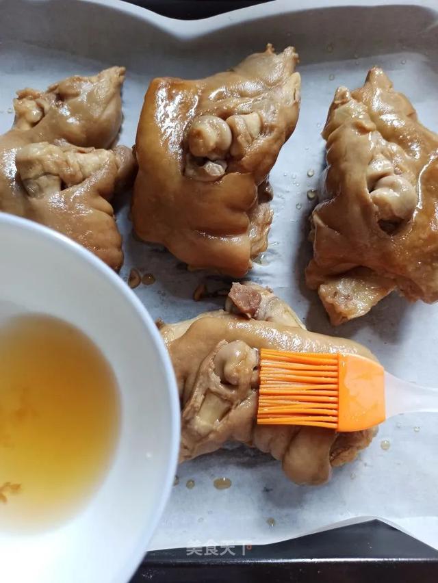 猪蹄这样做，软而不烂，肥而不腻！香糯可口，入口即化！家人超爱吃