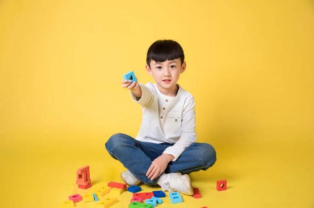 「你的育儿经」五月长高季，把握这5个妙招，孩子个头还能往上“窜一窜”