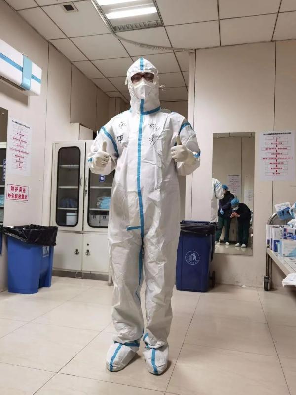 工作|我见到了张伯礼老师，亲自查房开药方……
