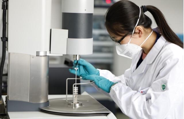 中海油服|新华财经｜中海油服自主研发深水钻井液技术实现新突破