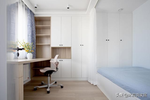 干净清爽，这样的家看着才舒服，像她家这样装，美观实用两不误