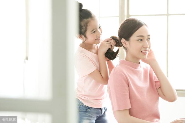 [超级宝妈]“鼓励教育”靠谱吗？与其盲目鼓励，不如帮娃建立“成长型思维”
