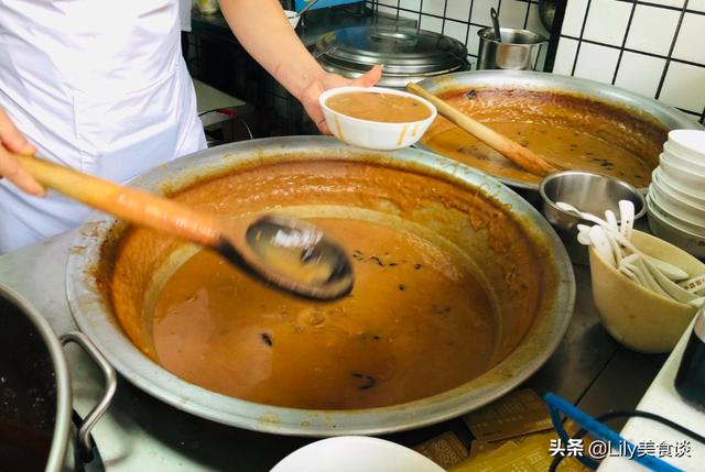 国内7种“尴尬”的小吃，本地人当“宝”，游客：不想再吃第二次