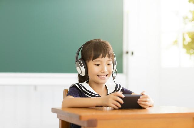 超级宝妈：孩子的自控力太差？家长没有找对方式，这四招帮孩子提升掌控能力
