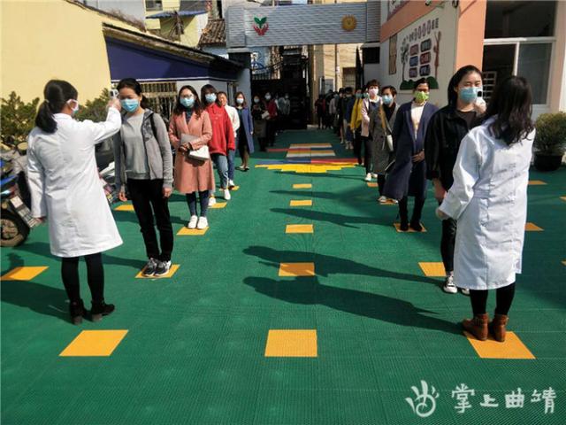[你的育儿经]县第一幼儿园开展疫情防控知识培训及应急处置演练