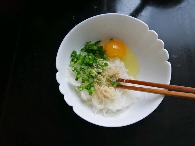 早餐这样吃，孩子再也不赖床了，10分钟就做好，简单还营养