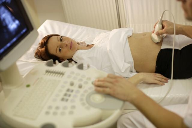 「你的育儿经」怀孕12周做b超为什么胎儿不动？有两种情况，附胎动时间和位置