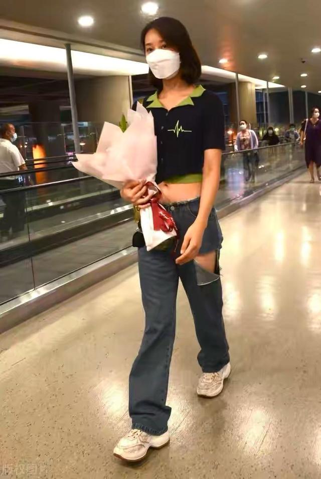 电影工厂|蓝盈莹被吐槽没女主脸！姐姐初舞台夺第一，看她私照才知她不简单