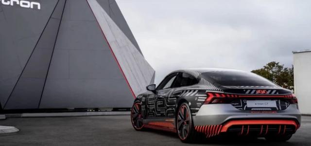 与Taycan共平台 奥迪RS e-tron GT原型车亮相CES 2021