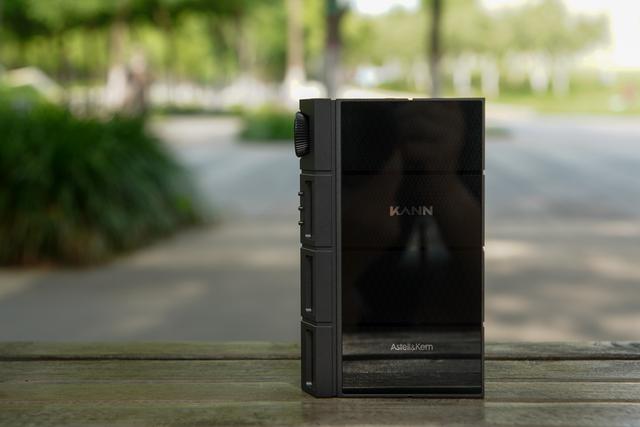 一斤重的便携播放器了解下 一篇关于KANN CUBE的碎碎念